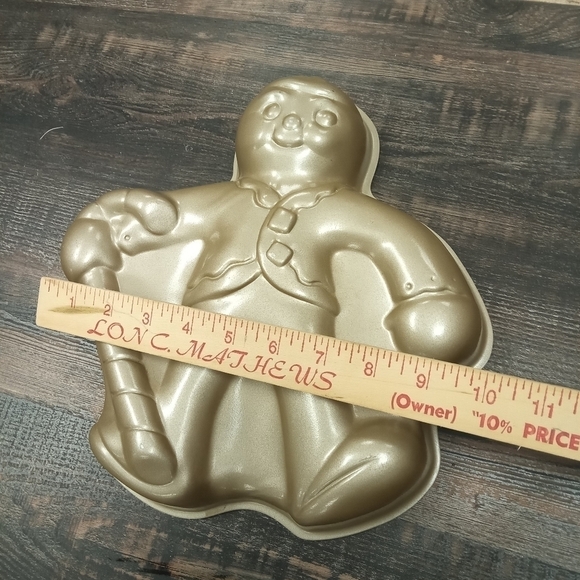 Gingerbread Man Cake Pan Mold Baking Cooking - Picture 4 of 4